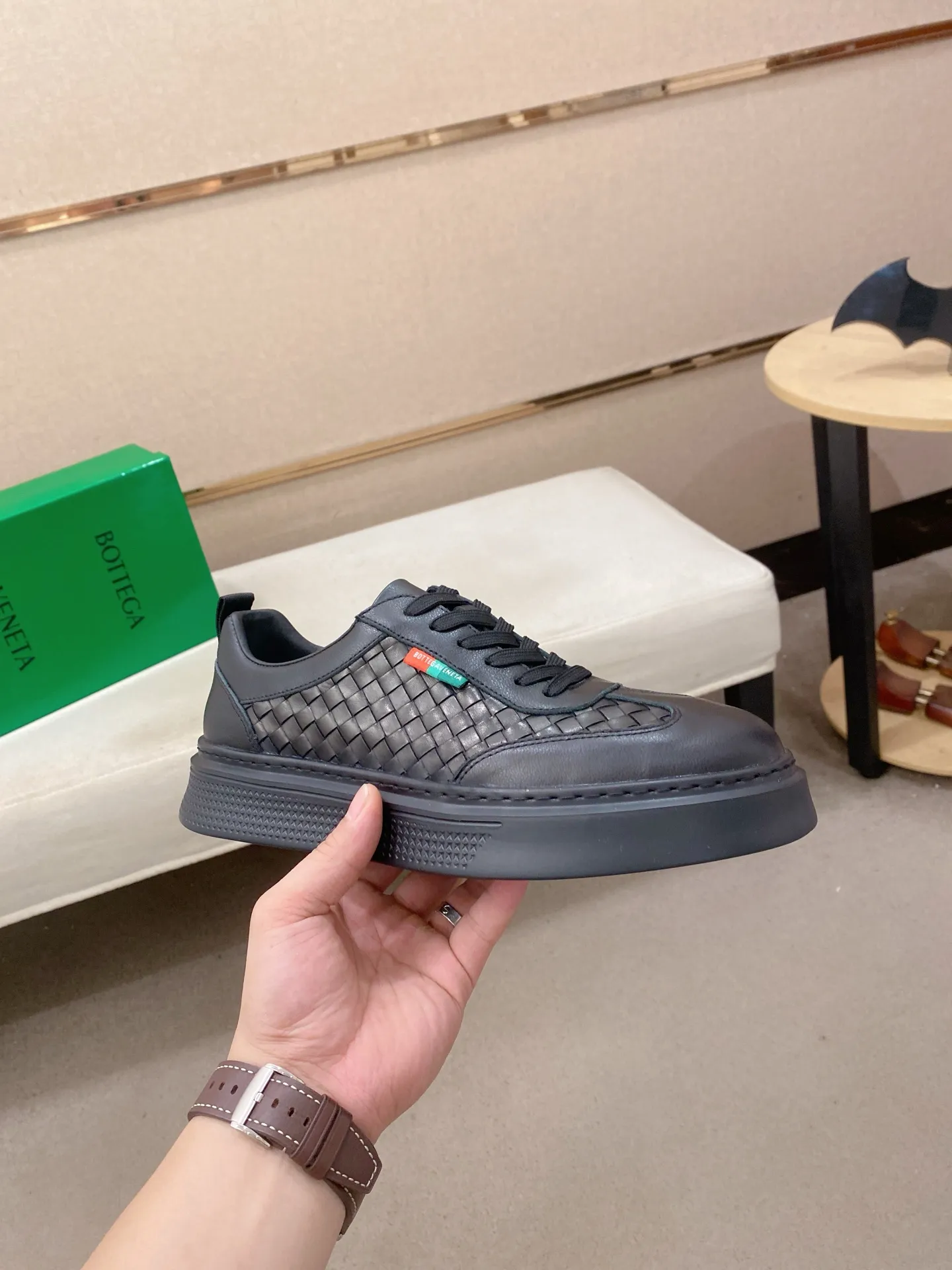 Men's shoes💰 500💰 【BV】The latest hot style‼ ️Casual men's shoes, uppers imported first-layer cowhide. Fully imported first-layer leather lining✔️Exquisite workmanship, excellent foot feel, special rubber sole✔️, cool and fashionable, the latest fashion, fashionable outsole, hurry up. Code number: 38-44